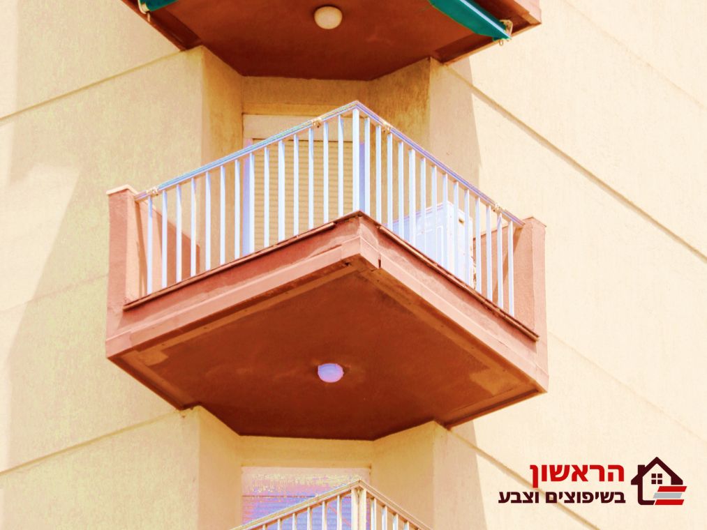 תקן שיפוע מרפסת
