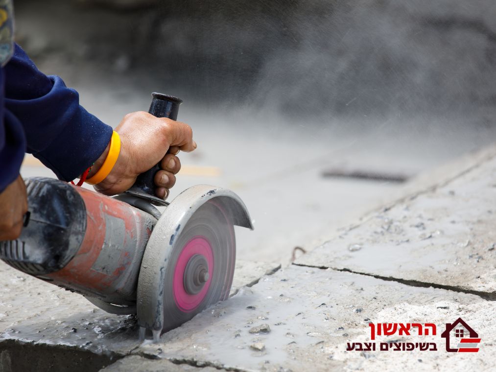 ניסור מסתור כביסה